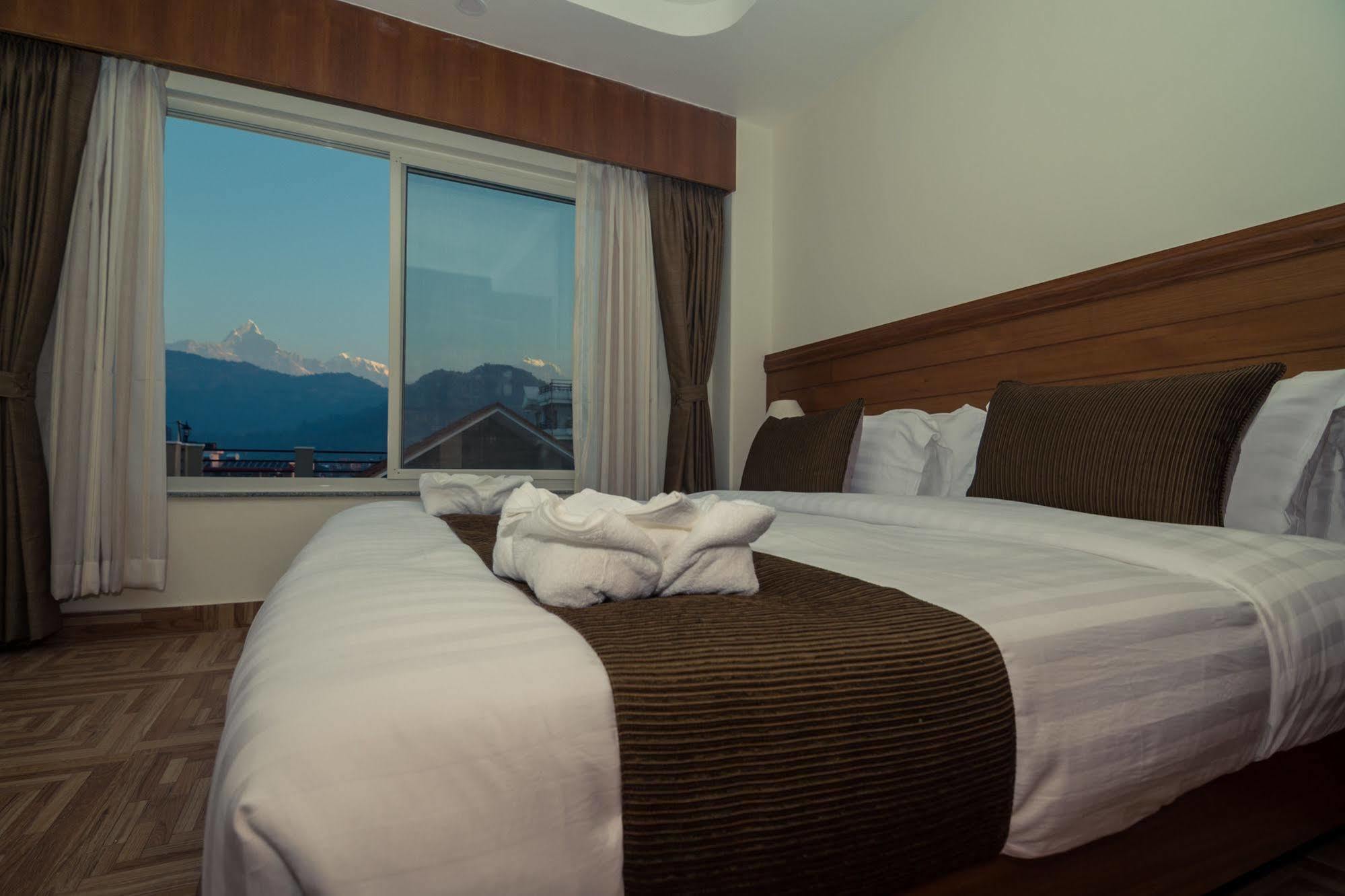 Hotel Mountain View - Lakeside Покхара Экстерьер фото